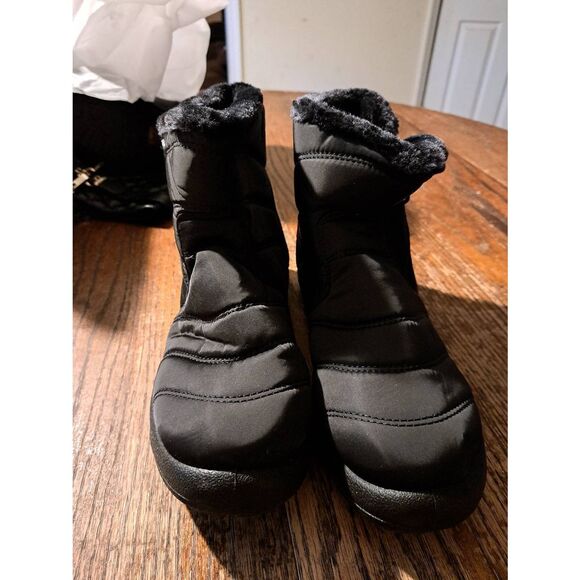 HSYOOES black faux fur lined waterproof winter snow ankle boots size 9 Runs Big - Picture 10 of 11